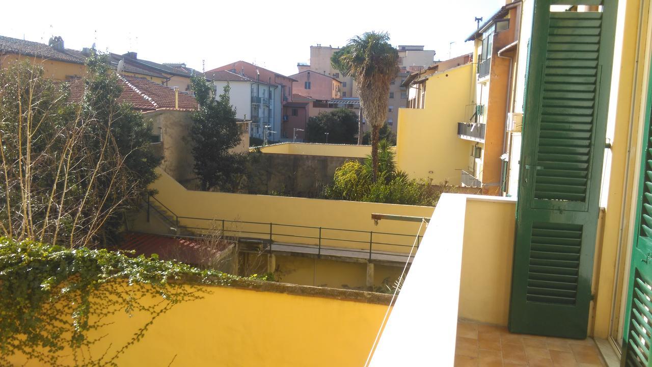 A Due Passi Dal Treno Apartment Pisa Exterior photo
